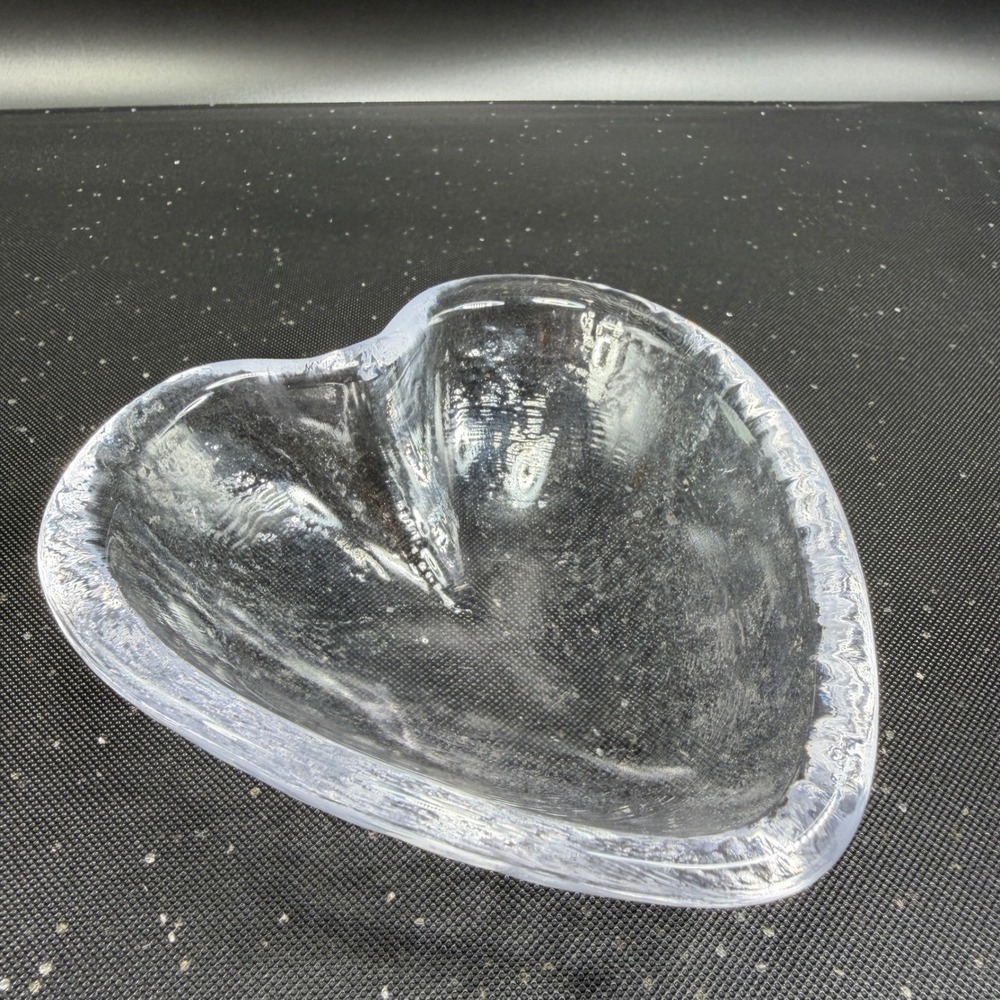 Simon Pearce Hand Blown Glass Heart Bowl Clear Textured Crystal Signed 5 Inch - Picture 12 of 12